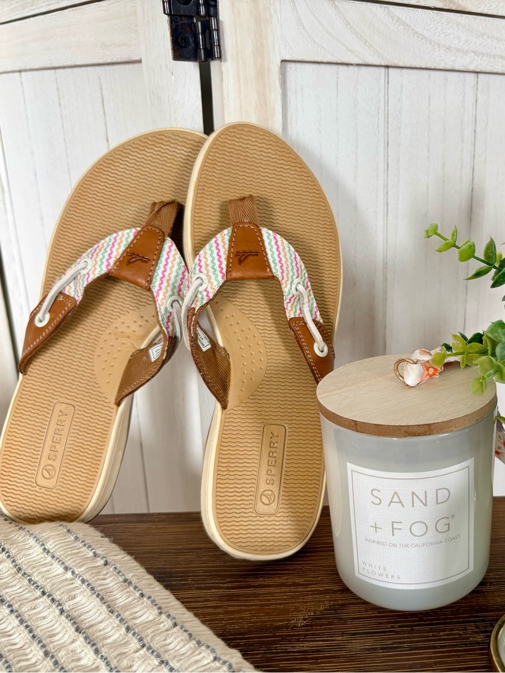 Sperry Seafish Resort Leather Flip Flop Sahara women’s size 6.5m NWT no box